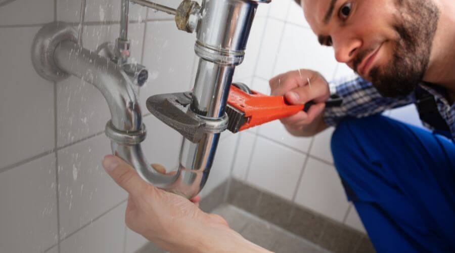 Professional same day plumber services in Leland, IA